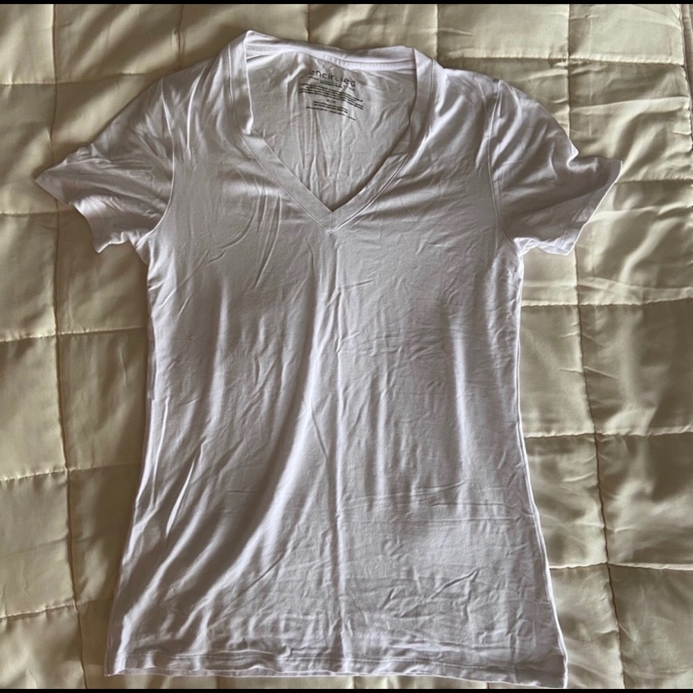 Encircled The Nomadic V-Neck